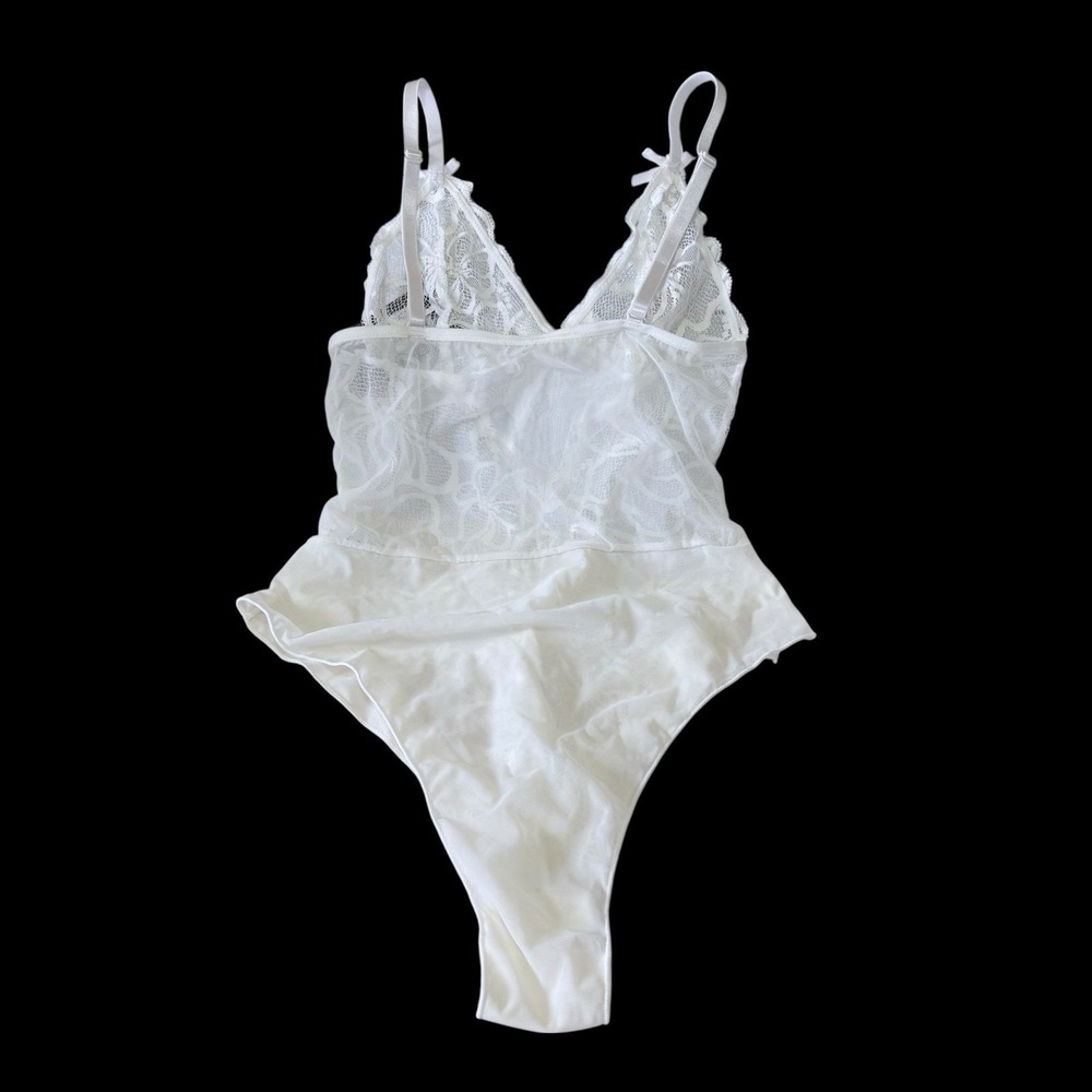 Frederick's Of Hollywood M NWT Lara May Ivory Teddy Bridal Honeymoon Lingerie